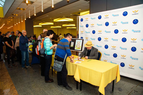 Petr Ptáček na autogramiádě